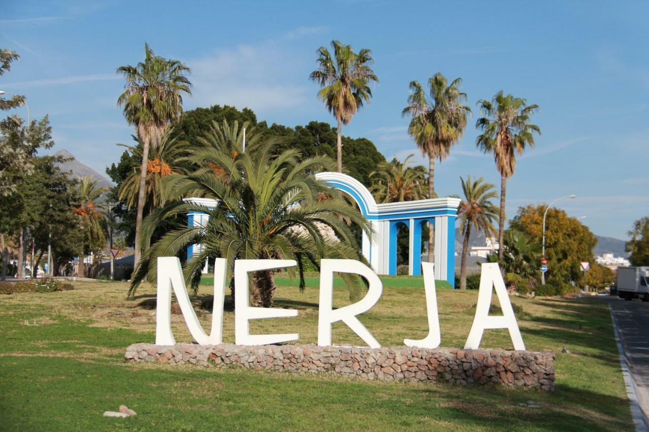 Apartmán Edf. 4 Caminos Nerja Exteriér fotografie
